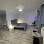 Sweet Apartment-free Parking-posciel Hotelowa Apartamento *